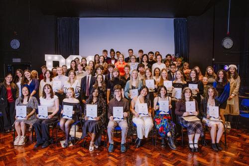 Symonds Prize Winners with Principal, Sara Russell, and Guest Speaker, PSC Alumni Kat Molesworth